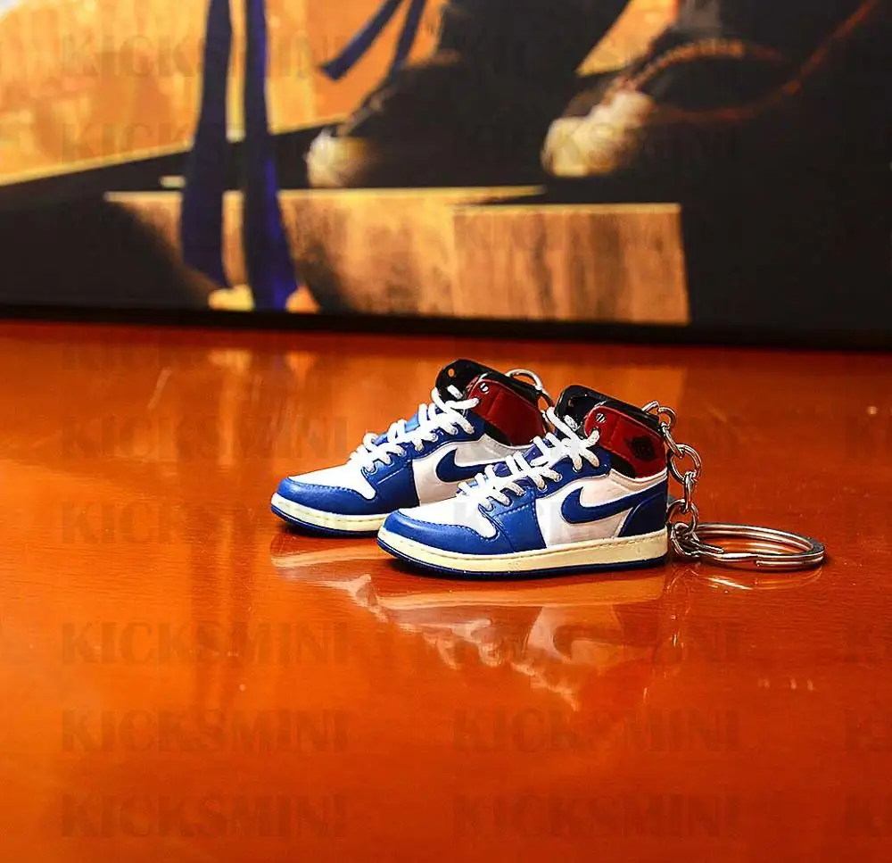 SK005-68 a shoe AJ OG union брелок в виде кроссовка подвеска 3d мини брелок стерео баскетбольная модель обуви АВТОМОБИЛЬ пара кукла аксессуары - Цвет: SK005-68 a shoe