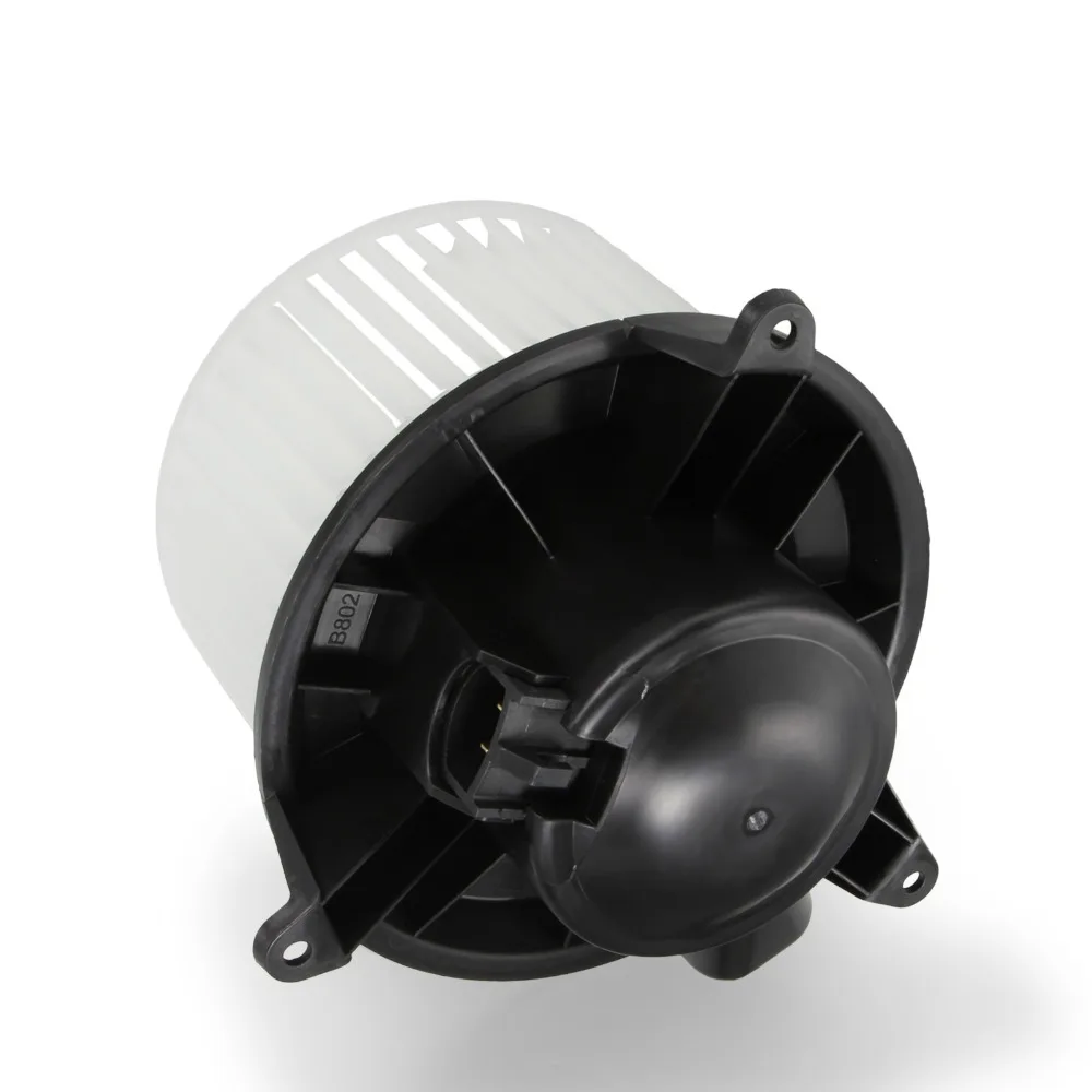 Автомобильный электродвигатель переменного тока с вентиляторной решеткой для