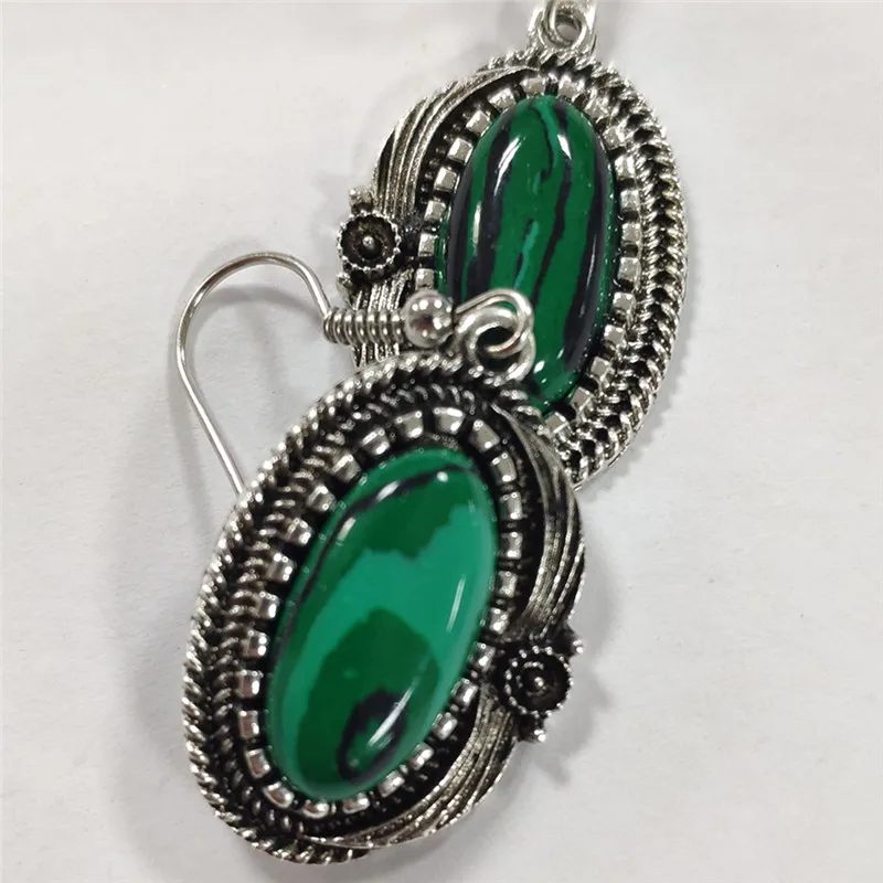 

Retro Oval Green Stone Earrings For Women Vintage Wedding Earring Engagement Jewelry Party Birthday Gifts L5C142