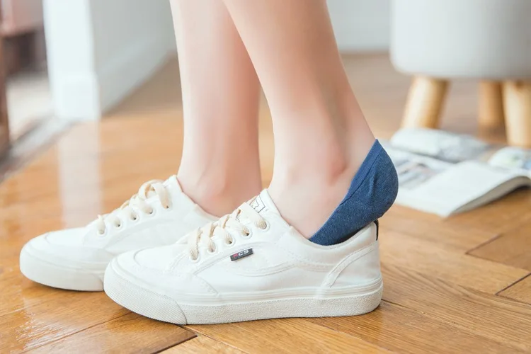 Новинка; Kawaii; Женские Повседневные Дышащие носки-башмачки с вышивкой; модные невидимые Нескользящие хлопковые носки для девочек; женские лодочные носки