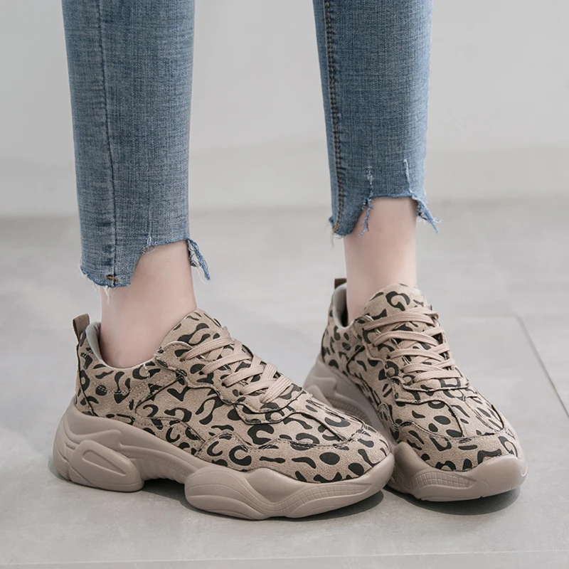 Распродажа Pantshoes Удобные кроссовки из флока на высоком каблуке 5 см Женские