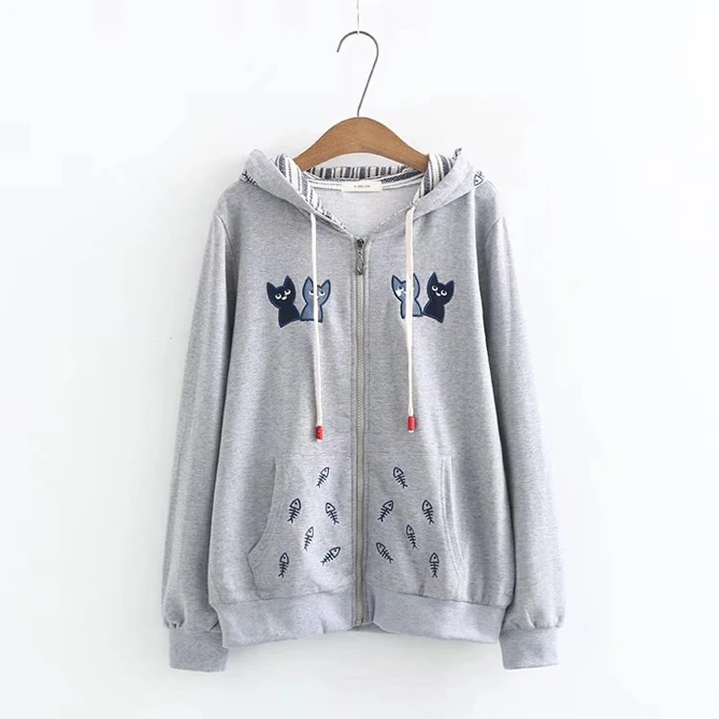 Женская джинсовая куртка WXCTEAM осенняя с вышитыми буквами в стиле мори и рыбы