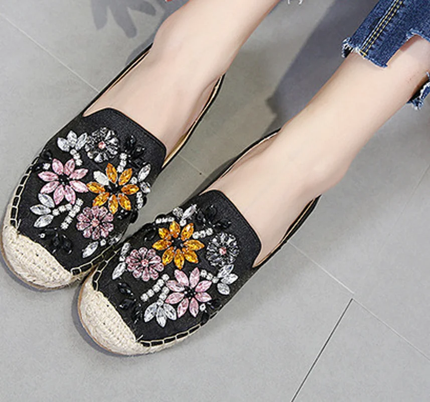 Весенне осенняя новая модная обувь Lok Fu со стразами повседневная женская из