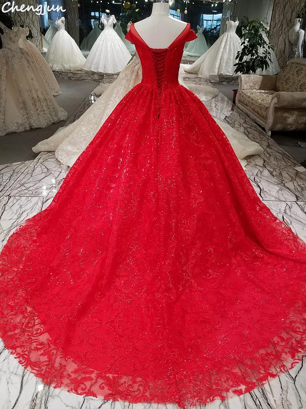 Chengjun Luxury Red Satin Beaded Appliques Ball Gown Wedding Dress | Свадьбы и торжества