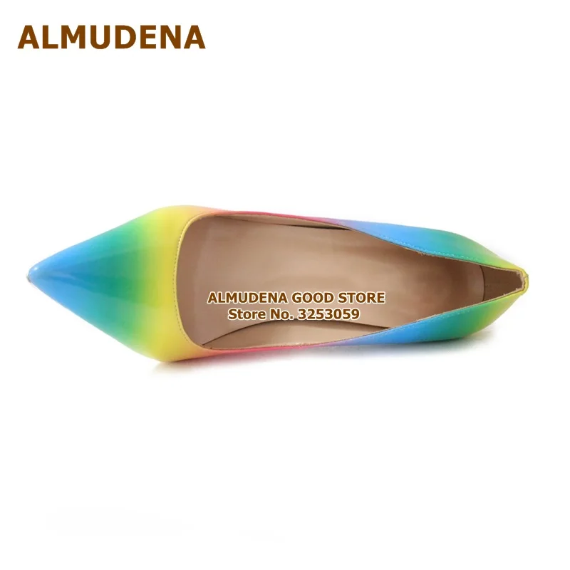 Новое поступление туфли-лодочки ALMUDENA из лакированной кожи в радужную полоску с