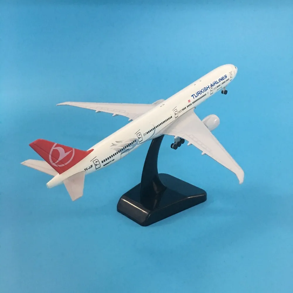 Модель самолета JASON TUTU модель турецкий Боинг B777 1:200 литая металлическая игрушка 20