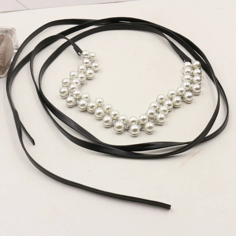 Мода нескольких слоев PU Чокеры ожерелья Имитация Pearl короткое ожерелье для