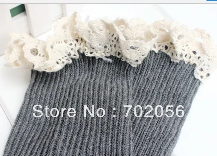 Рисунок 6 - Кружевные вязаные гетры с рюшами