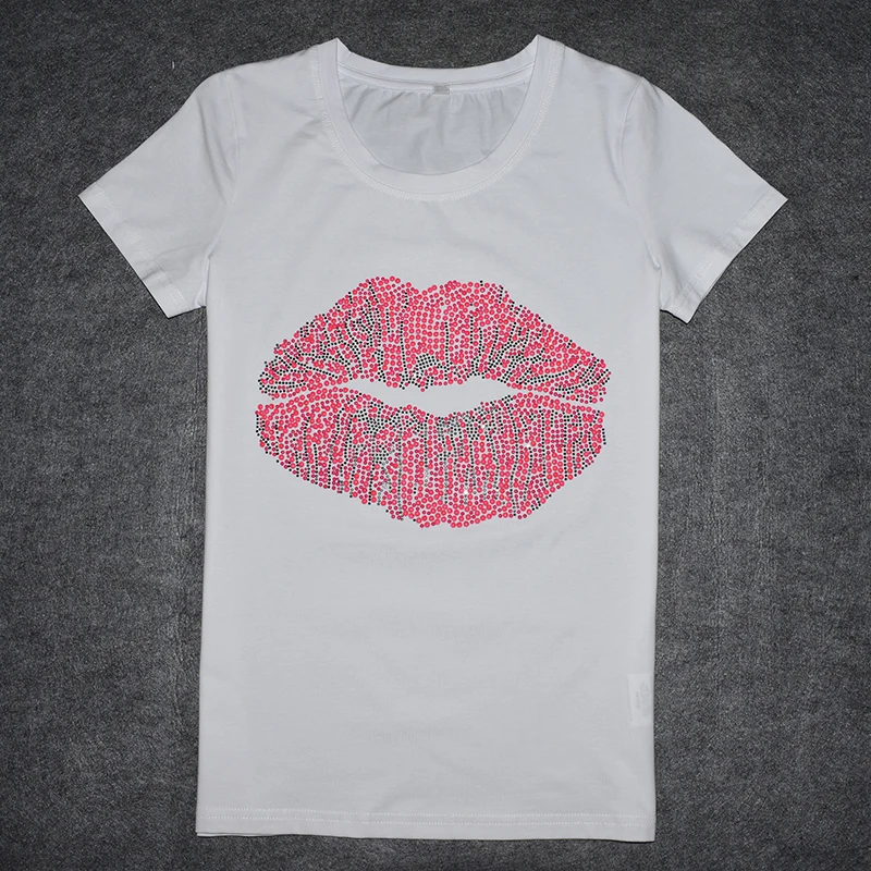 Футболка женская базовая с коротким рукавом модный топ принтом губ красного