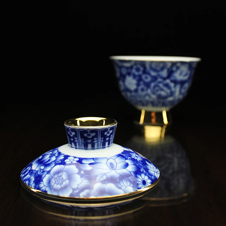 Китайский традиционный синий и белый позолоченный керамический фарфор Gaiwan