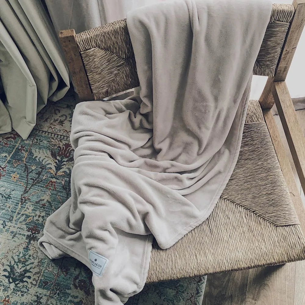 2018 свежее короткое бежевое мягкое двустороннее одеяло с принтом маленькие