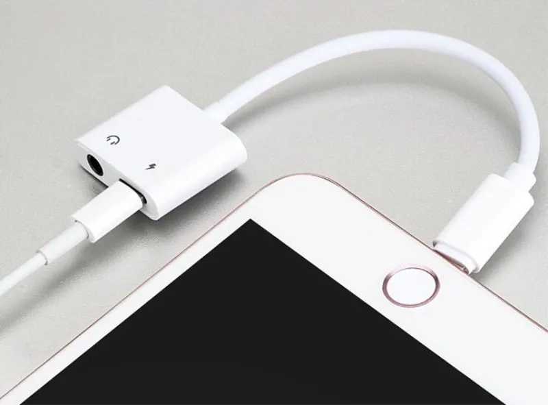 Hoqueen 2 в 1 Зарядка и аудио адаптер для iPhone 7 8 Plus 3,5 мм кабель для наушников Поддержка музыки/2A Зарядка для IOS 10,3/11 версия