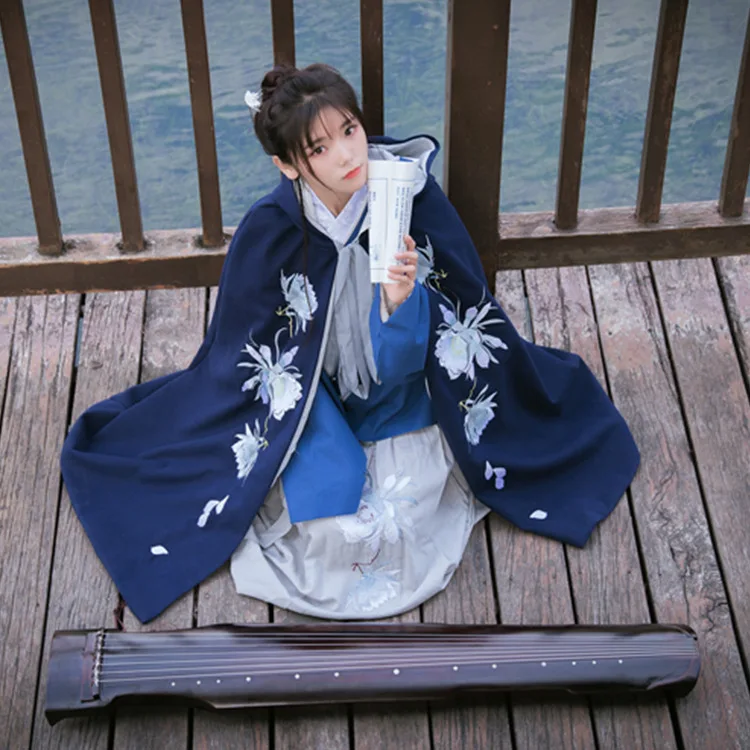

Night-blooming Cereus Beautiful Women's Winter Chinese Style Vintage Dress Fine Embroidery Hanfu Long Dress 3PCS Set Warm Cape