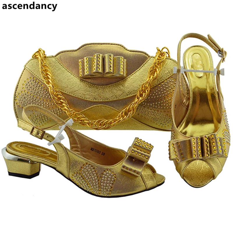 Женские итальянские вечерние туфли лодочки и сумочка в африканском стиле