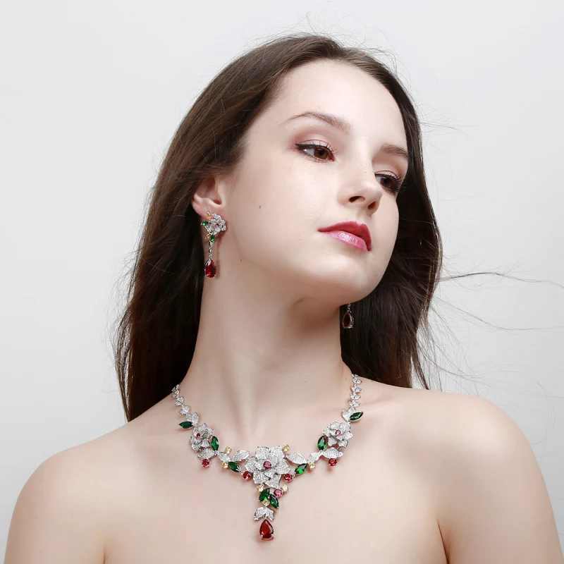 Cwwzircons Роскошные Micro Pave Цирконий разноцветные сапоги для дождя с большим цветком и