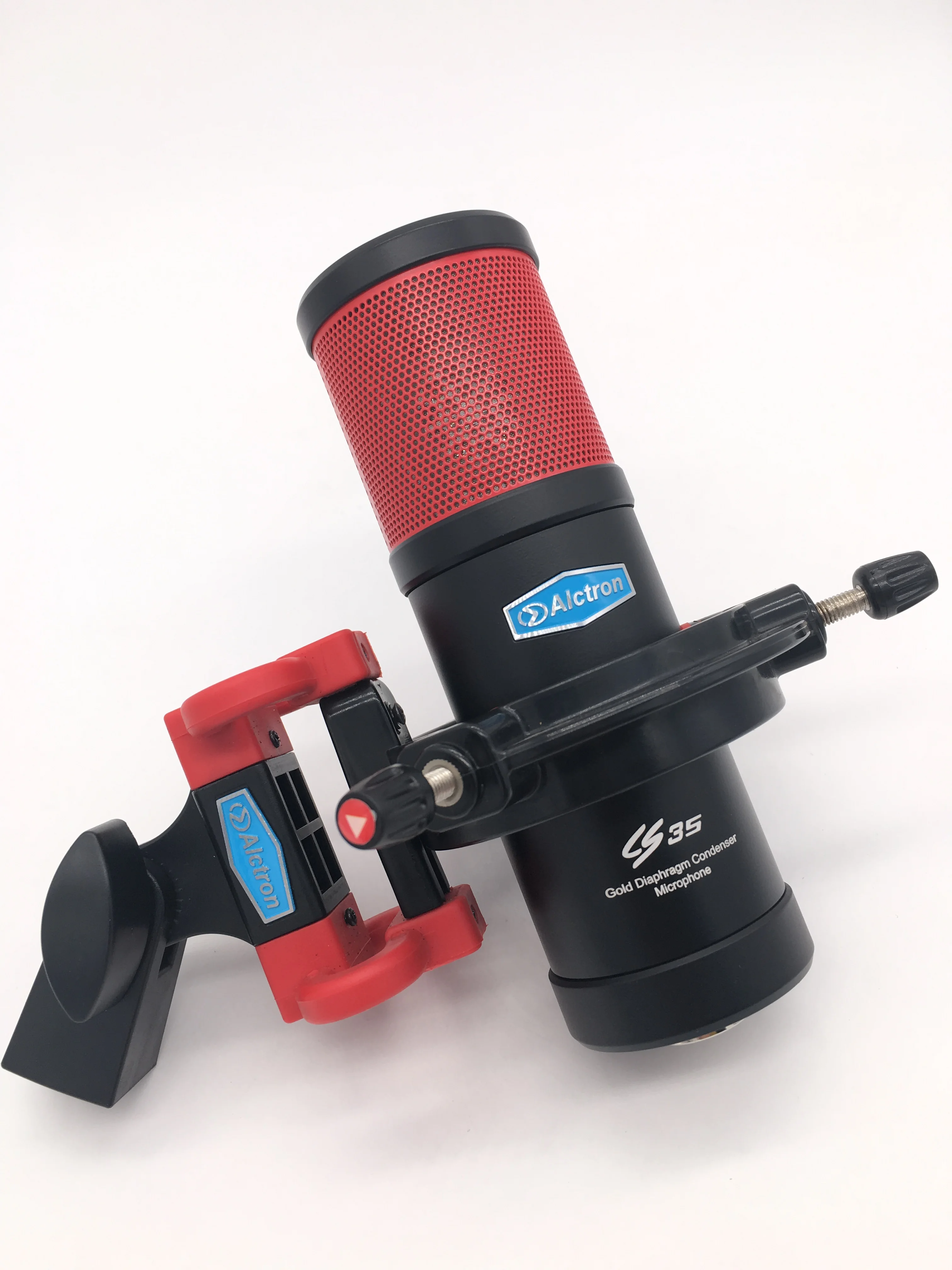Профессиональный конденсаторный микрофон Alctron CS35 для сценических представлений