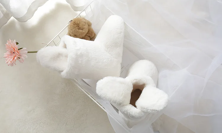 Winter Women Boots Pink Indoor Shoes Rubber Mid Calf Mules Fur Slides Plush Warm Platform Cartoon Slip on Zapatos De Mujer MF30W