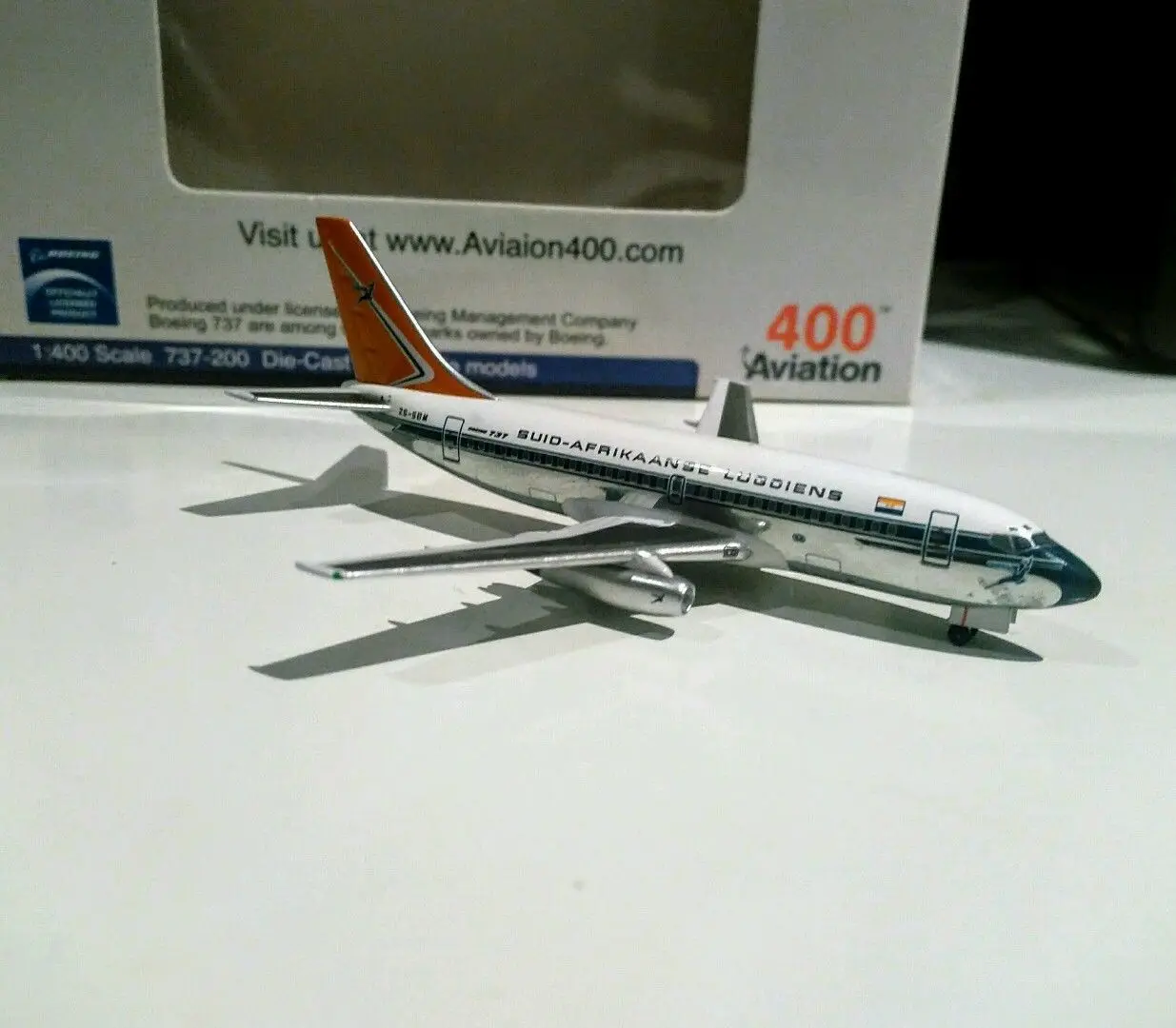 1:400 Aviation400 Южноафриканский дыхательные пути Boeing737-200 ZS-SBM с трёхмерными чертёжами |