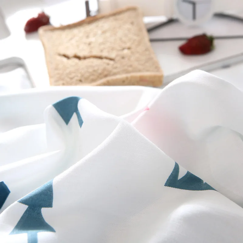 Маленький рисунок дерева постельные принадлежности лист 3 шт. King size Простыня