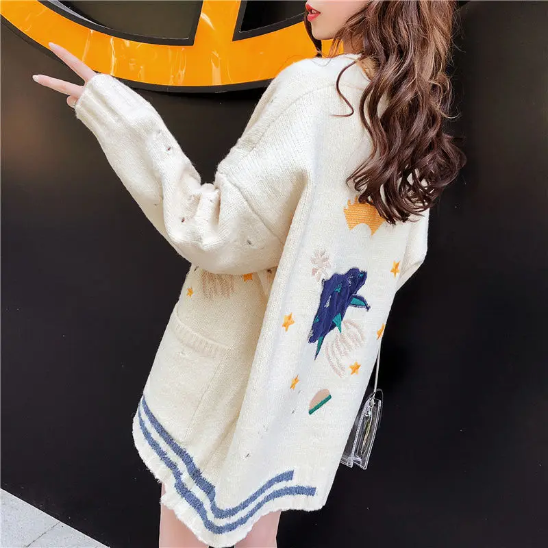 Женское шерстяное пальто с вышивкой свободное короткое длинными рукавами