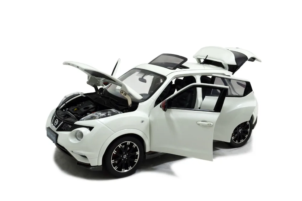 Paudi модель 1/18 1:18 1 18 масштаб Nissan Juke Nismo RS 2014 белая литая под давлением автомобиля