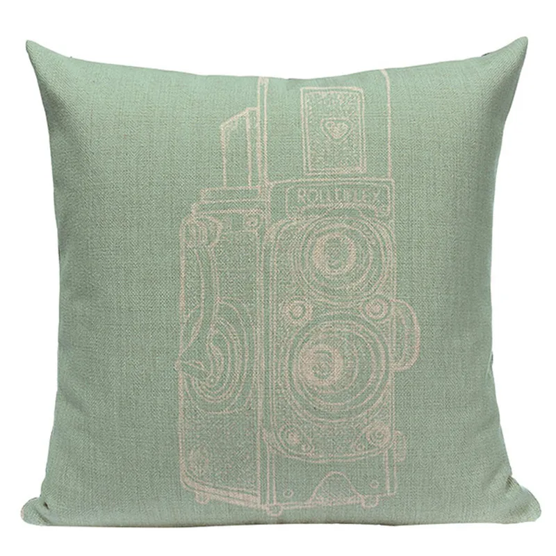 Чехлы на подушки в полоску с геометрическим узором украшенные бриллиантами