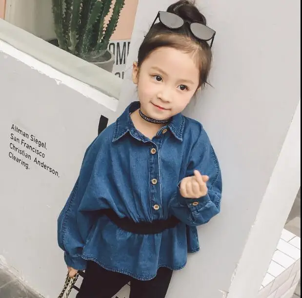 Детская одежда джинсовая рубашка для девочек Новинка 2018 года Весенняя винтажная