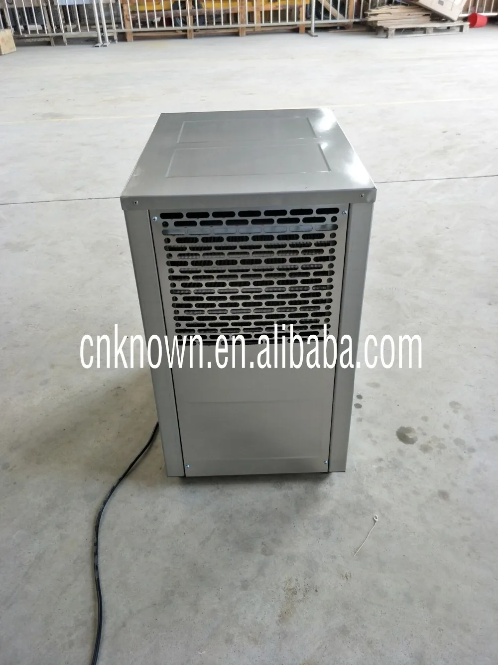 Высокая производительность 18 л/ч вертикальный морозильник жесткий мороженое