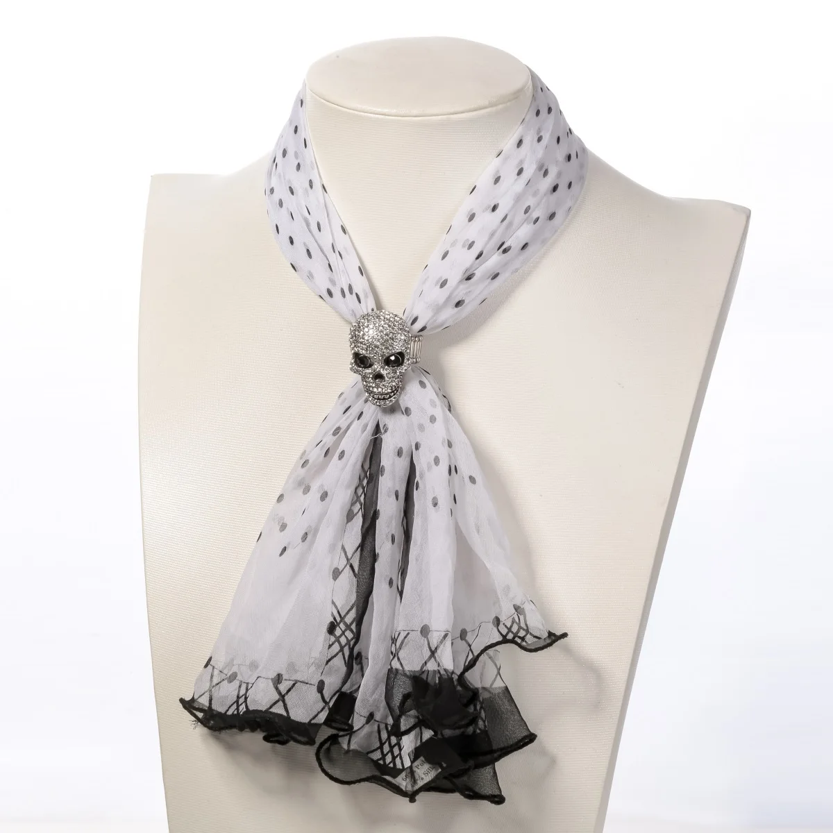 Браслет-кольцо женский в готическом стиле серебристый с черепом и скелетом |