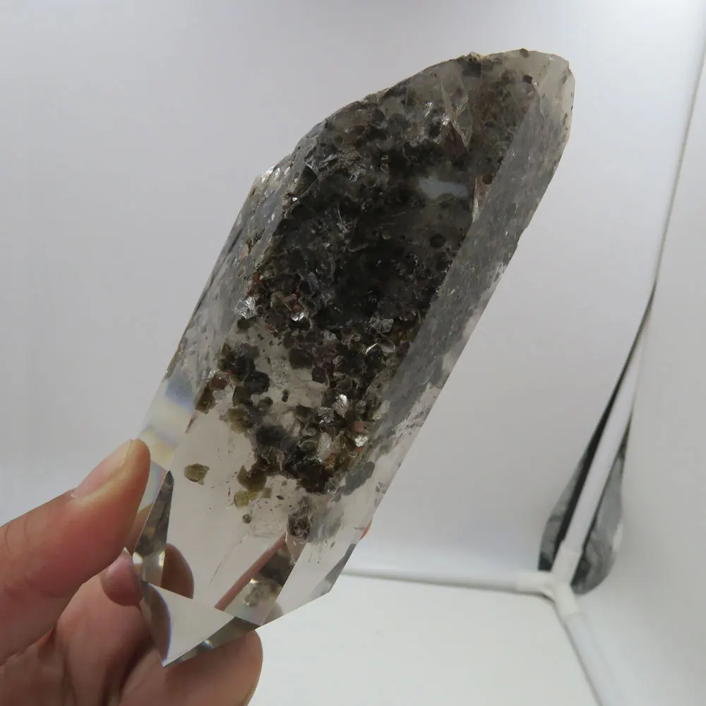 FeiLaEr 499 г редкая Натуральная Зеленая Ghost Phantom Quartz Хрустальная палочка Micas полностью