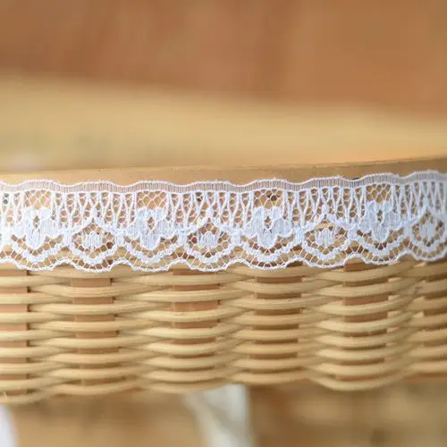 

hot sale Her dress lace Good quality small white lace 1.8 cm wide H1802