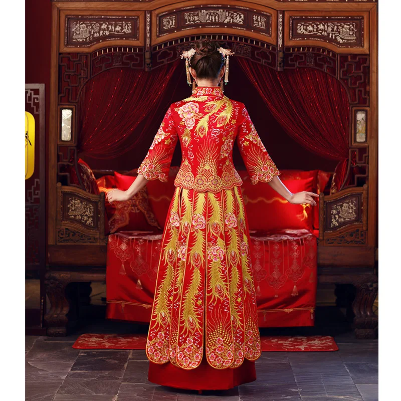 

Ancient marriage costume the bride clothing gown traditional Chinese wedding dress womens cheongsam embroidery phoenix red Qipao