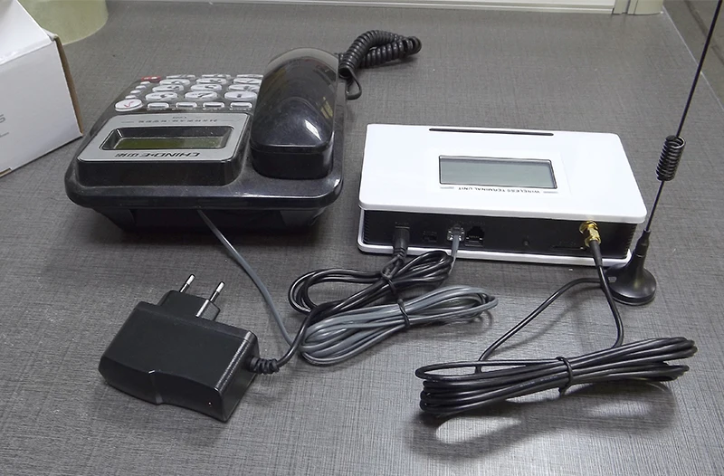 Fwt фиксированный Беспроводной Терминал gsm шлюз с экраном для подключения настольного телефона, чтобы сделать телефонный звонок или PSTN охранная сигнализация
