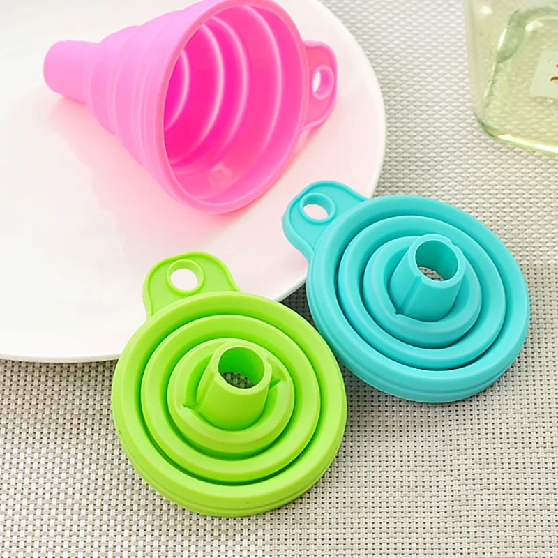 CARRYWON 1pc Mini Foldable Funnel Colorful Silicone Collapsible Style Folding Portable Funnels Be Hung Kitchen Tool | Дом и сад