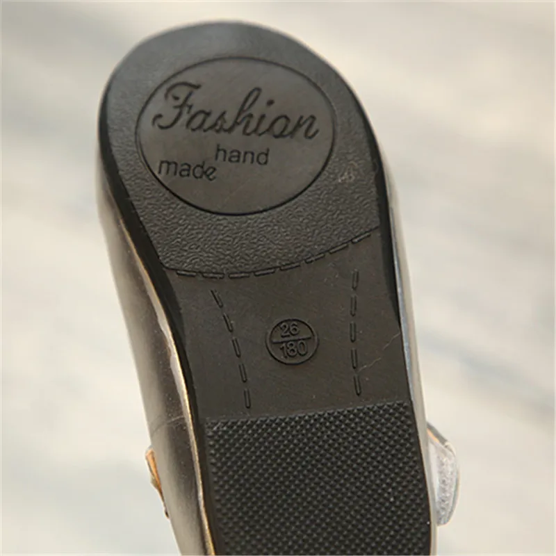 Кожаная обувь на плоской подошве для маленьких девочек кожаная резиновой 2019| |