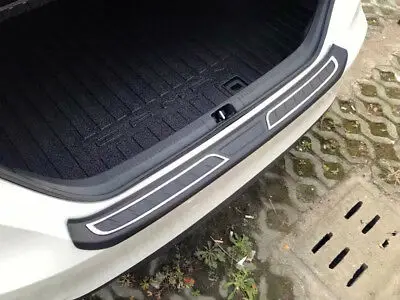 Outer Rear Bumper Protector Back Door Boot Trim 1pcs for Toyota Camry 2018 | Автомобили и мотоциклы