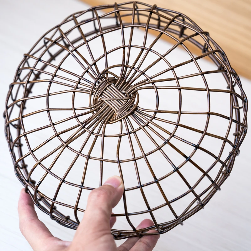 

Retro Copper Storage Baskets Creative Fruit Snack Bread Office Desktop Organizer Electroplating Metal Decoration Sundries Basket