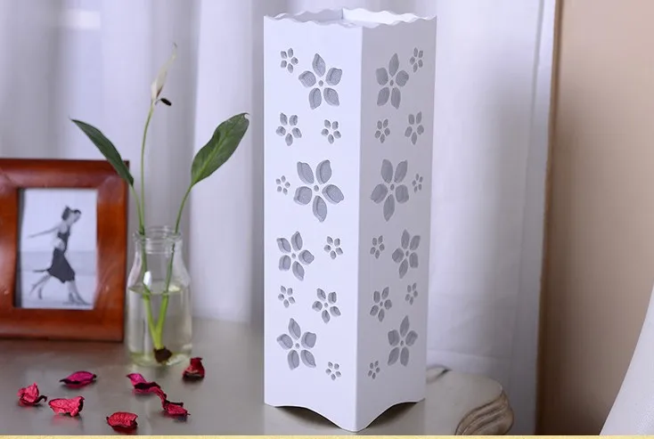 Винтажная настосветильник лампа E27 в стиле ретро дерево пластик деревенский