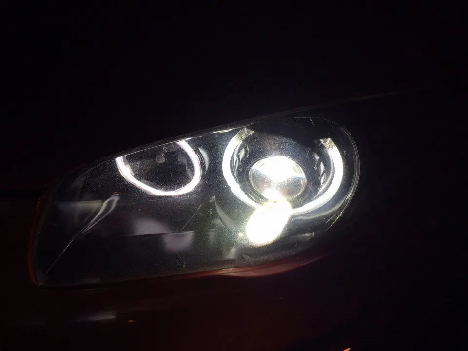 7000K CCFL комплект кольцевого ореола для BMW E87 с проектором ГЛАЗА АНГЕЛА фара 4