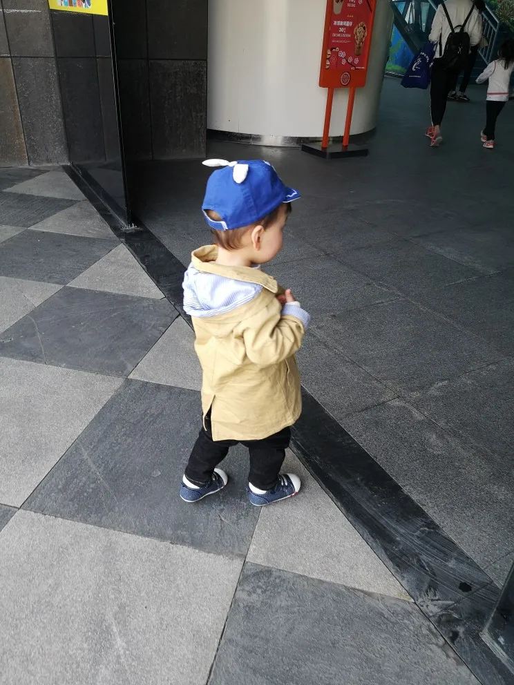 

2019 new fashion spring and autumn style children's foreign windbreaker