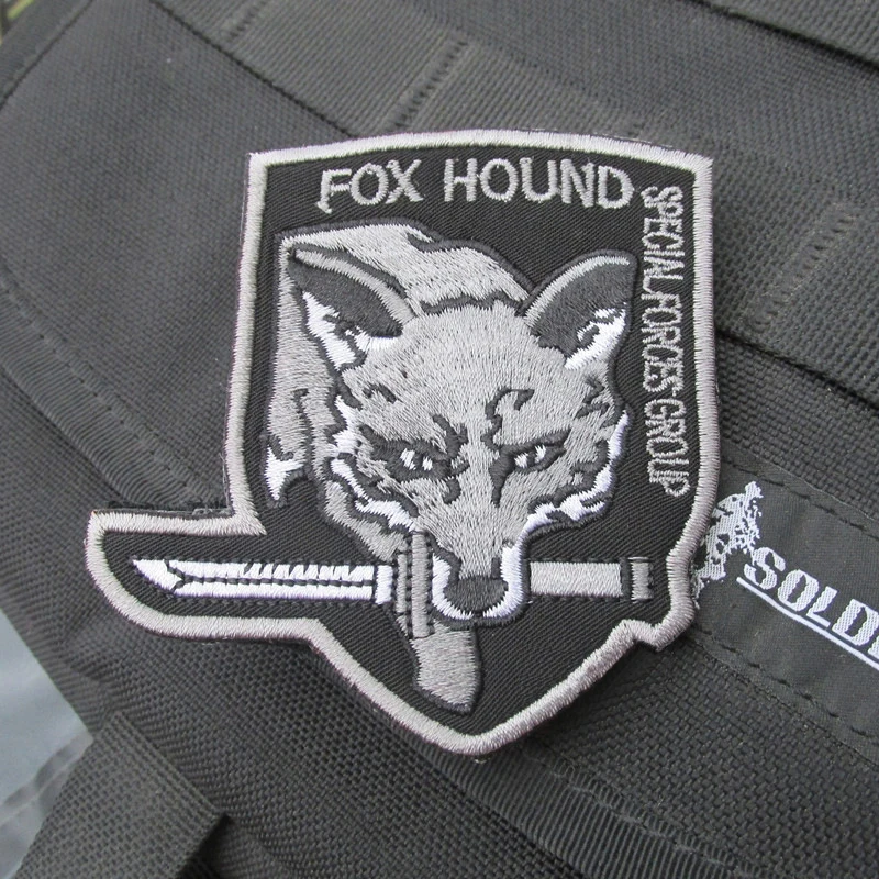 Металлическая Экипировка, одноцветная эмблема Foxhound, нашивка Fox Hound, форма, нашивка, значок Militaria Fox Hound, специальная группа, нашивки
