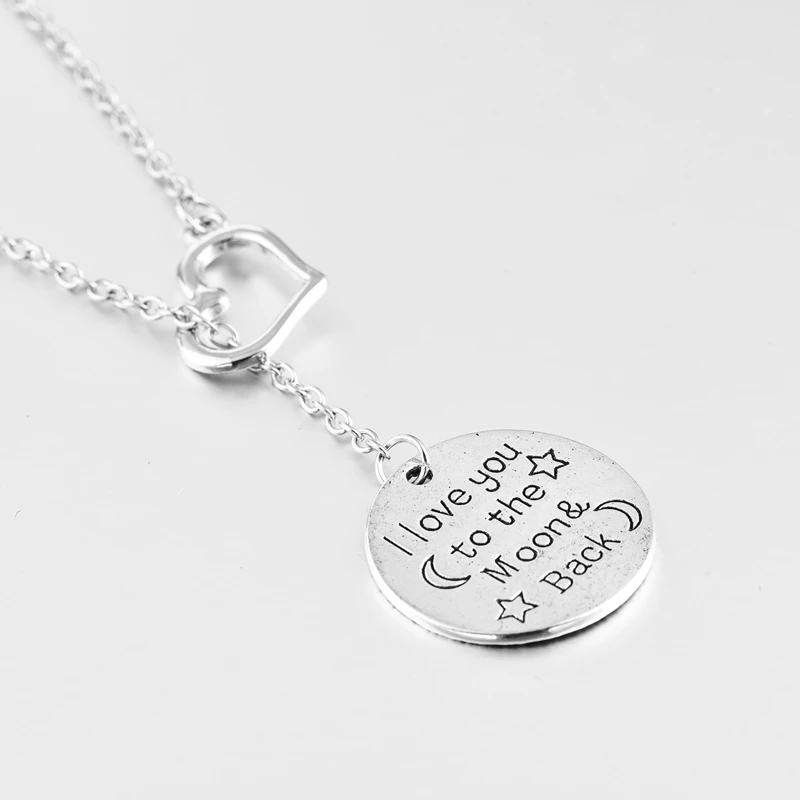 Ожерелье с подвеской в виде сердца на День Матери