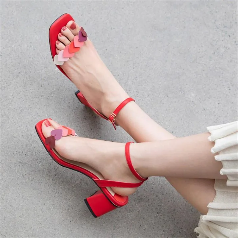 Женские сандалии-гладиаторы в форме сердца летние женские туфли на высоких