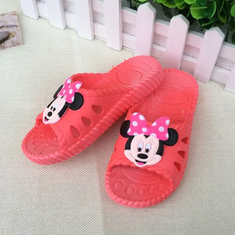 Оптовая продажа детские тапочки с героями мультфильмов мягкие Тапочки для