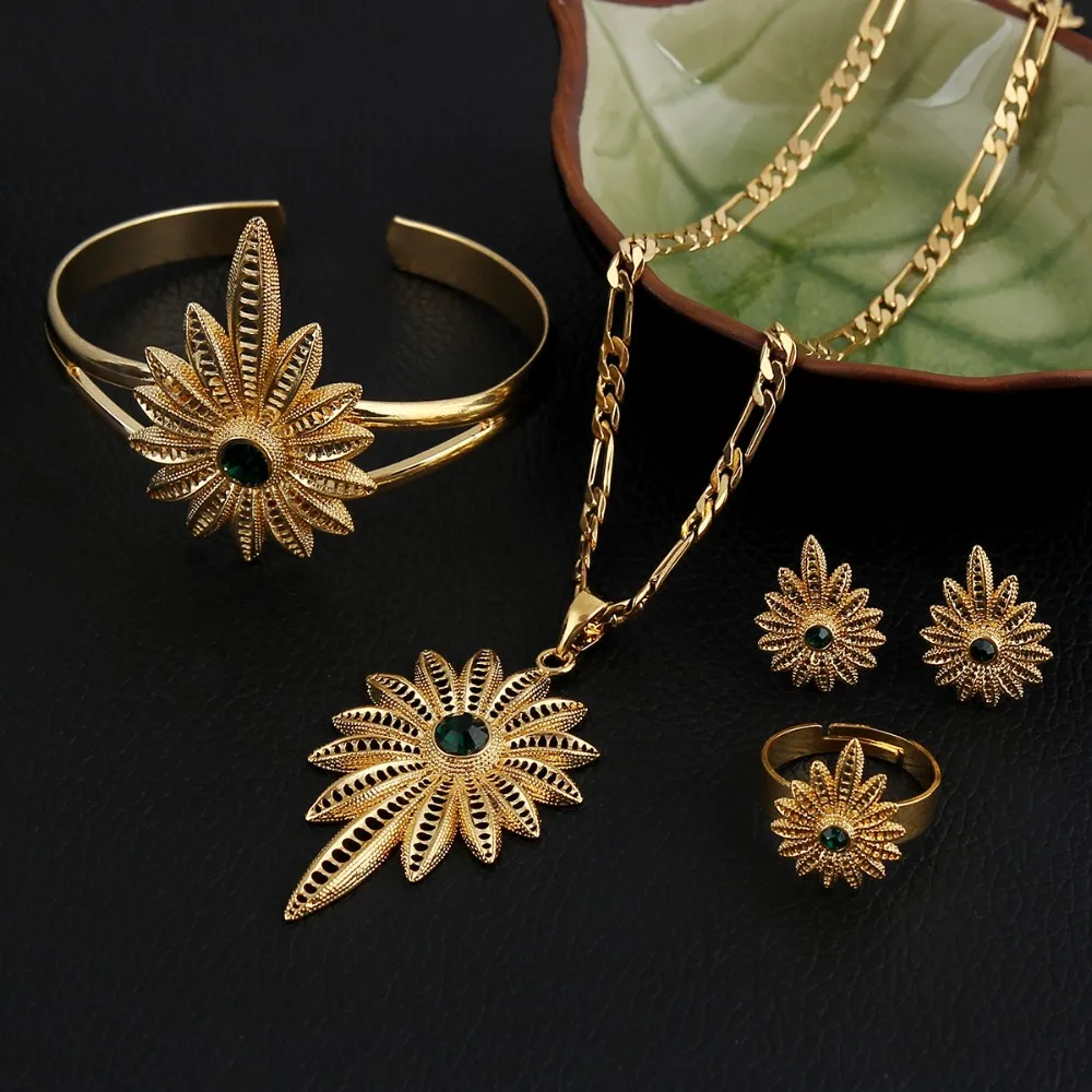 Комплект ювелирных украшений для невесты из золотистого кристалла | Украшения и