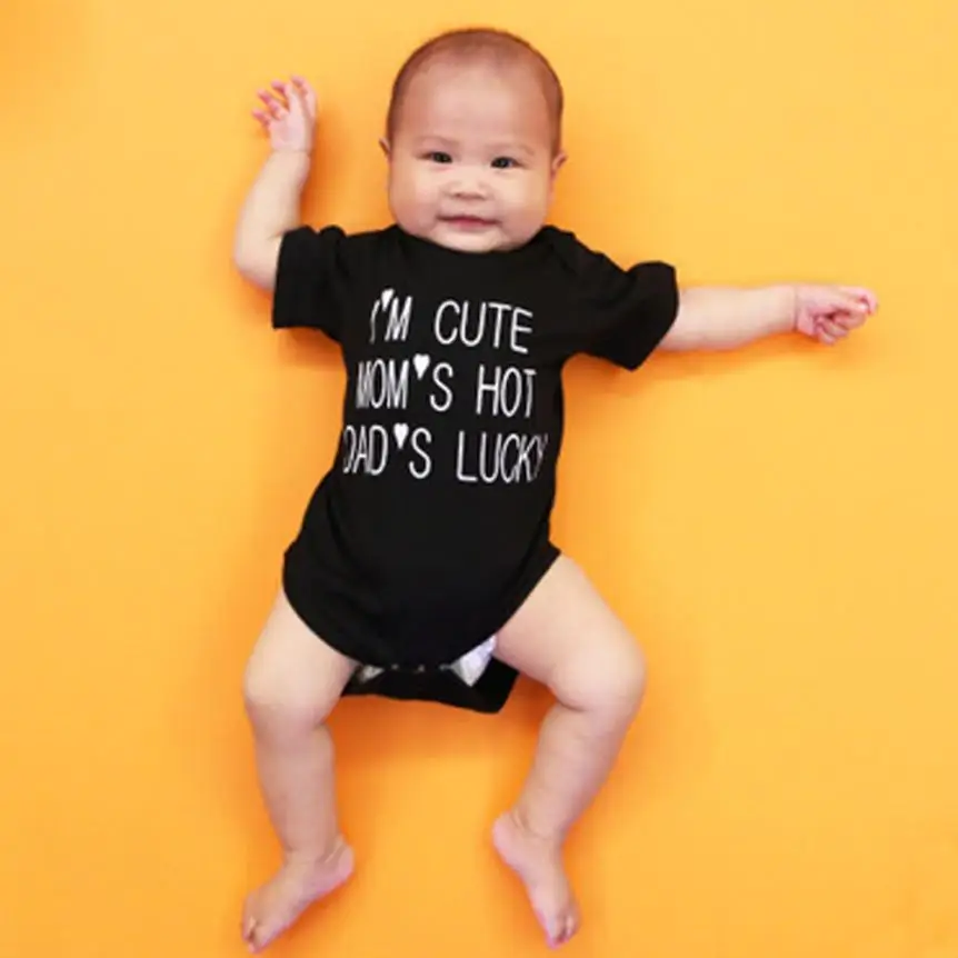 Комбинезон с короткими рукавами и буквенным принтом для новорожденных мальчиков