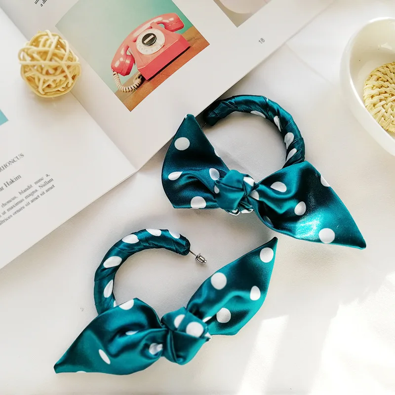 

Fashion Bohemian Hoop Earrings Women Handmade Silk Fabric Hyperbole Black Bow Knot Earrings Korean Jewelry