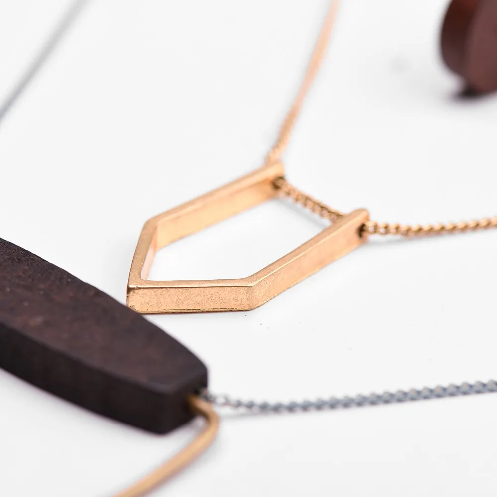 Женское многослойное ожерелье и подвеска винтажное Золотое геометрическое