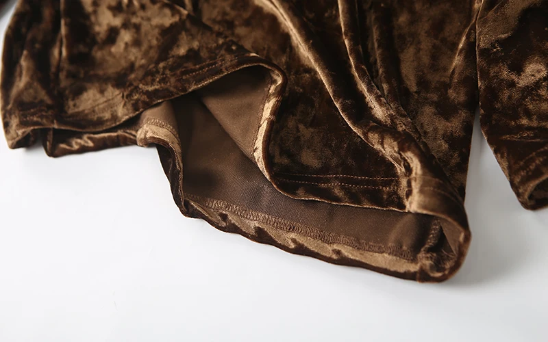 Футболка женская летняя темно синяя из дробленого бархата с длинным рукавом