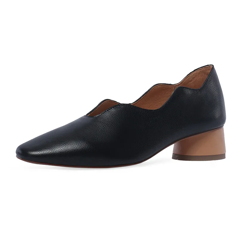 black flats Женские весенние новые модные мягкие настоящие летние туфли типа мокасин из телячьей кожи большого размера плюс 42 женские удобные слипоны с волнистой отделкой на плоской подошве - Цвет: black flats